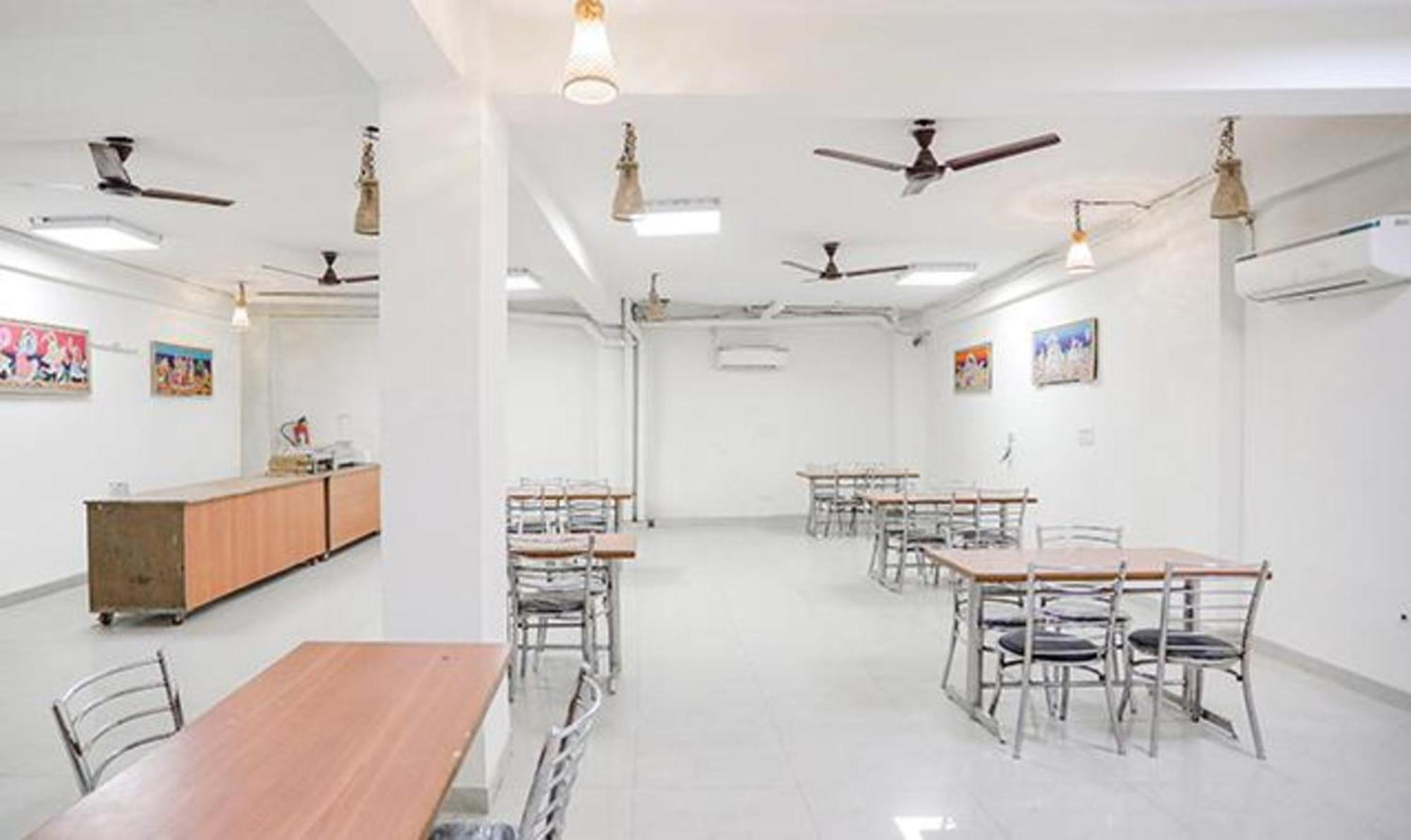 Fabhotel Royal Stay I Greater Noida Exteriér fotografie