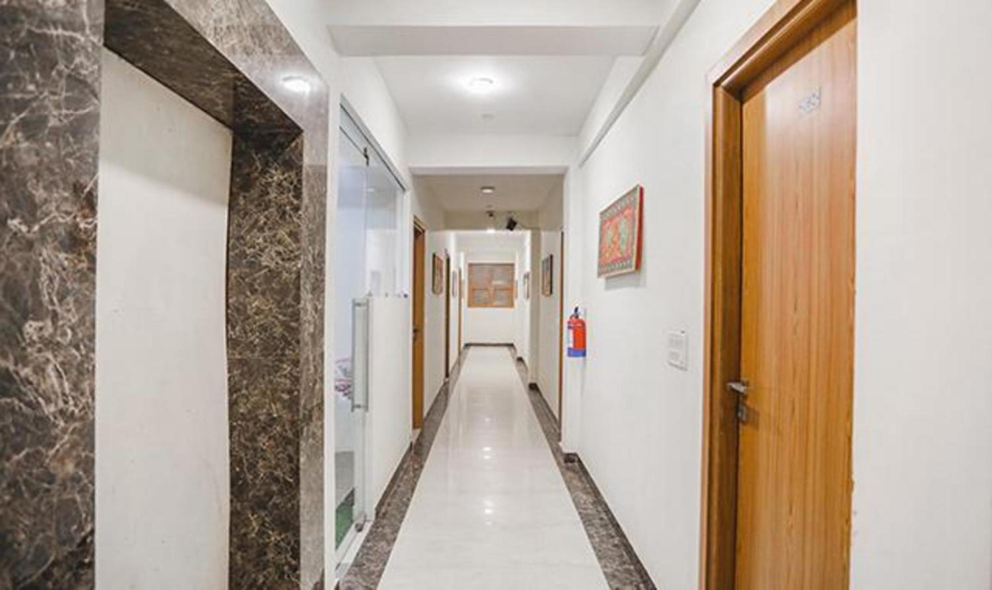 Fabhotel Royal Stay I Greater Noida Exteriér fotografie
