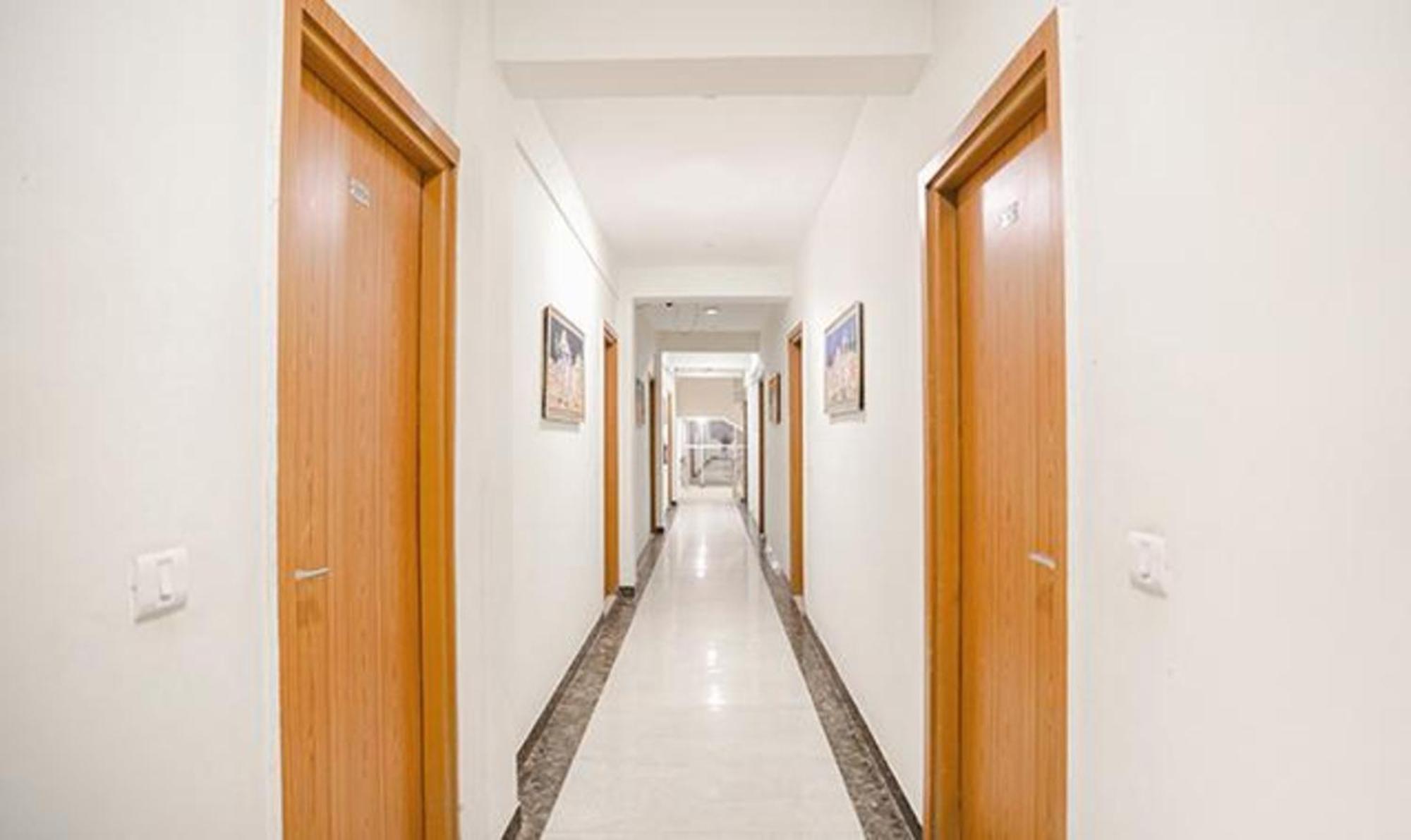 Fabhotel Royal Stay I Greater Noida Exteriér fotografie